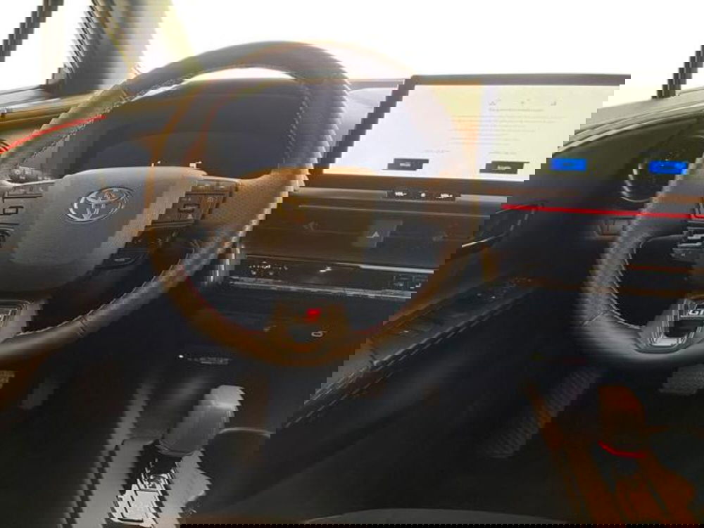 Toyota Toyota C-HR usata a Sassari (8)