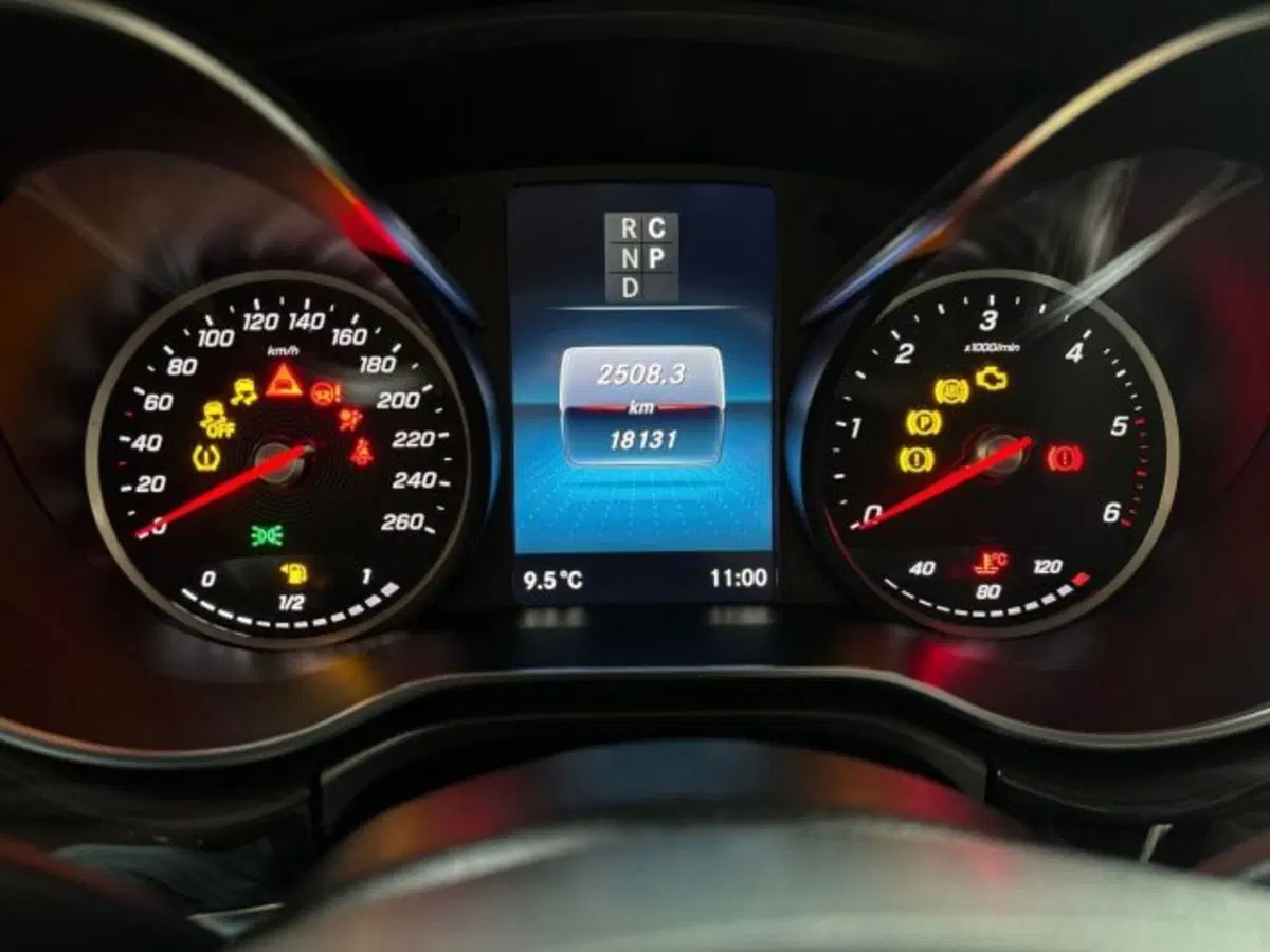 Mercedes-Benz Classe V usata a Bologna (13)