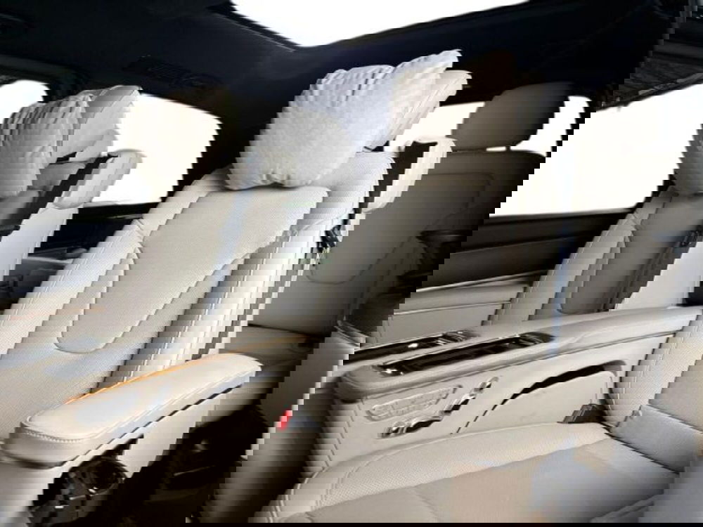 Mercedes-Benz Classe V nuova a Bologna (16)