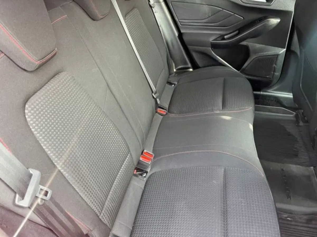 Ford Focus usata a Lodi (13)