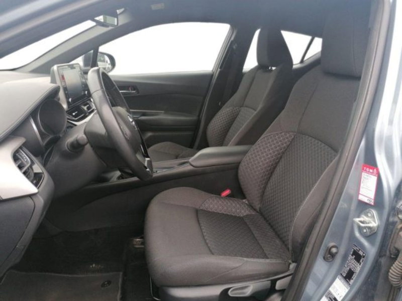 Toyota Toyota C-HR usata a Roma (19)