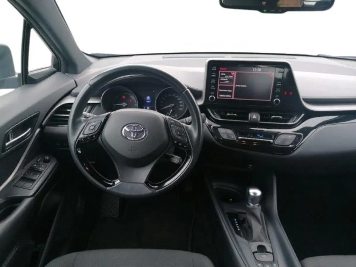 Toyota Toyota C-HR usata a Roma (8)