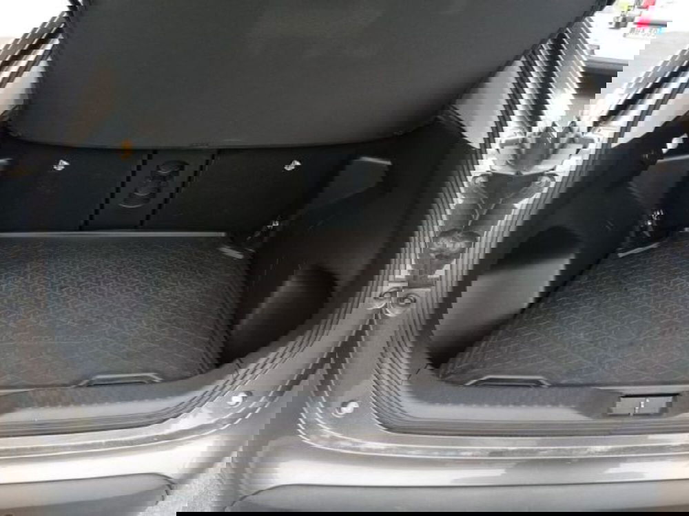 Toyota Yaris Cross usata a Roma (6)