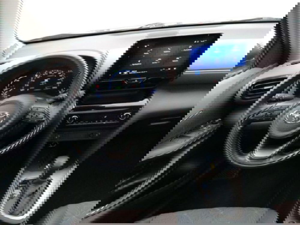 Toyota Yaris Cross usata a Roma (8)