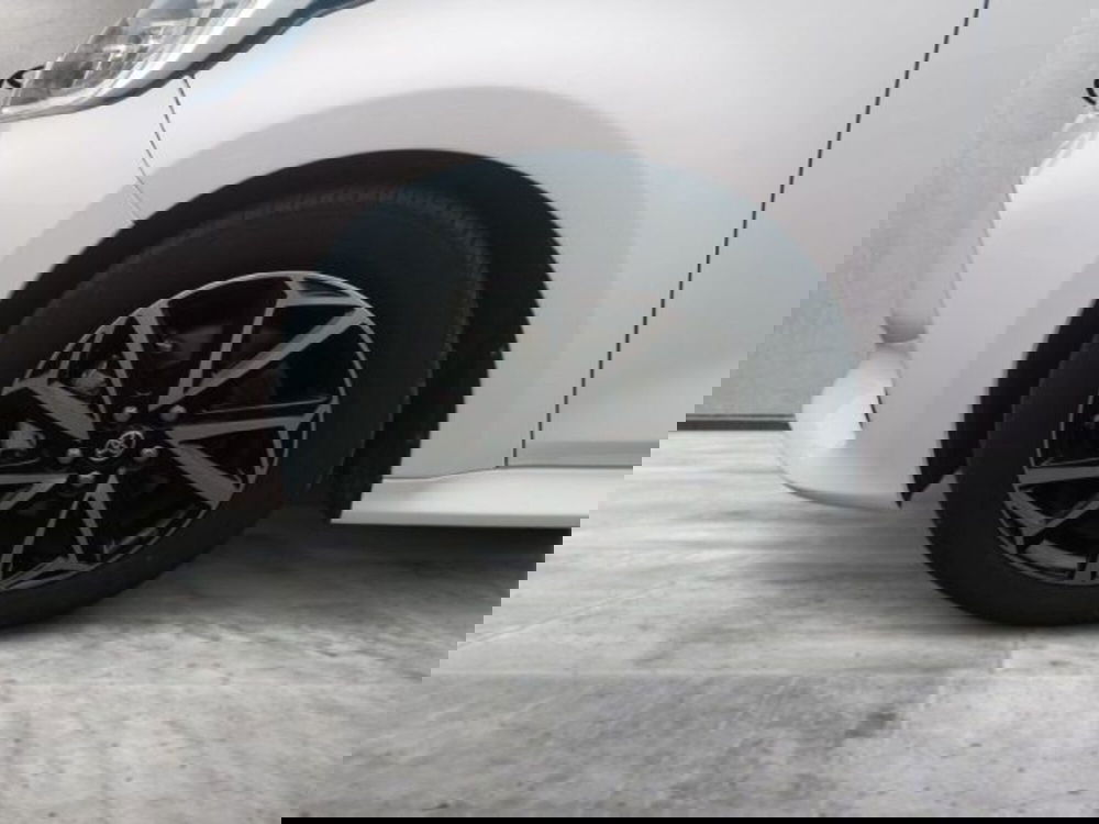 Toyota Yaris Cross usata a Roma (14)