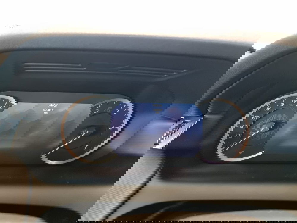 Land Rover Discovery Sport nuova a Alessandria (10)