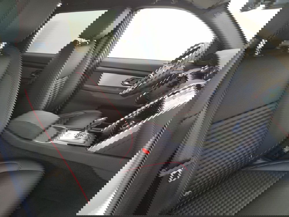 Land Rover Discovery Sport nuova a Alessandria (3)