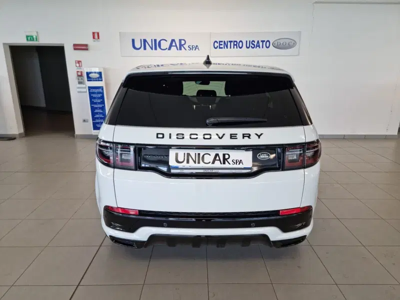 Land Rover Discovery Sport nuova a Alessandria (7)
