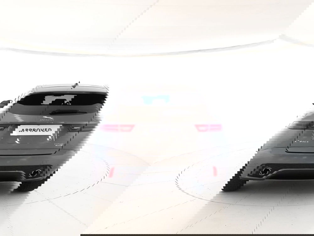 Jaguar E-Pace usata a Monza e Brianza (7)