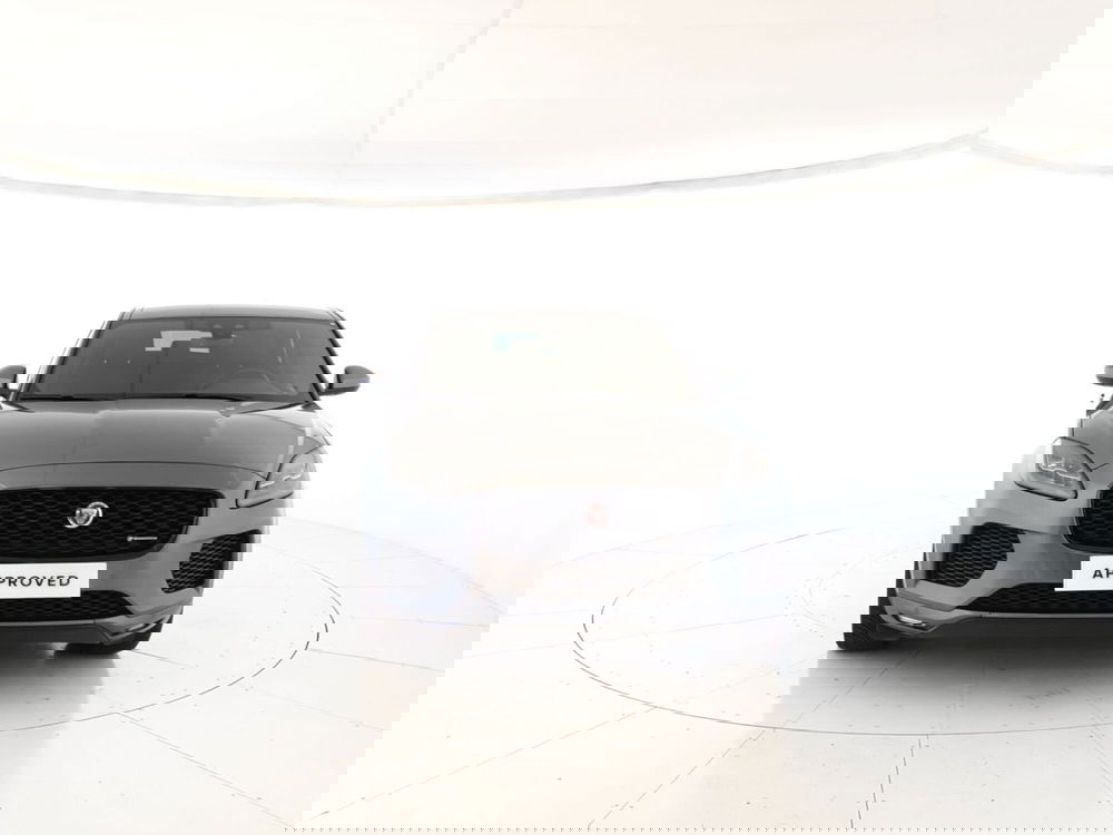 Jaguar E-Pace usata a Monza e Brianza (8)