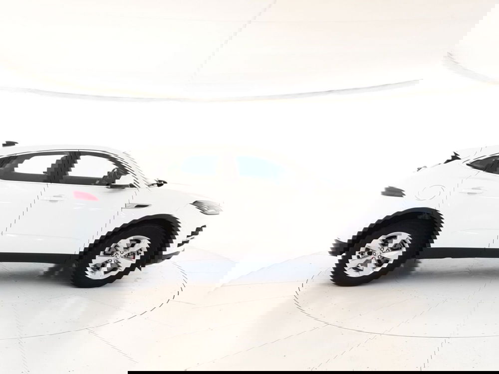 Jaguar E-Pace usata a Monza e Brianza (6)