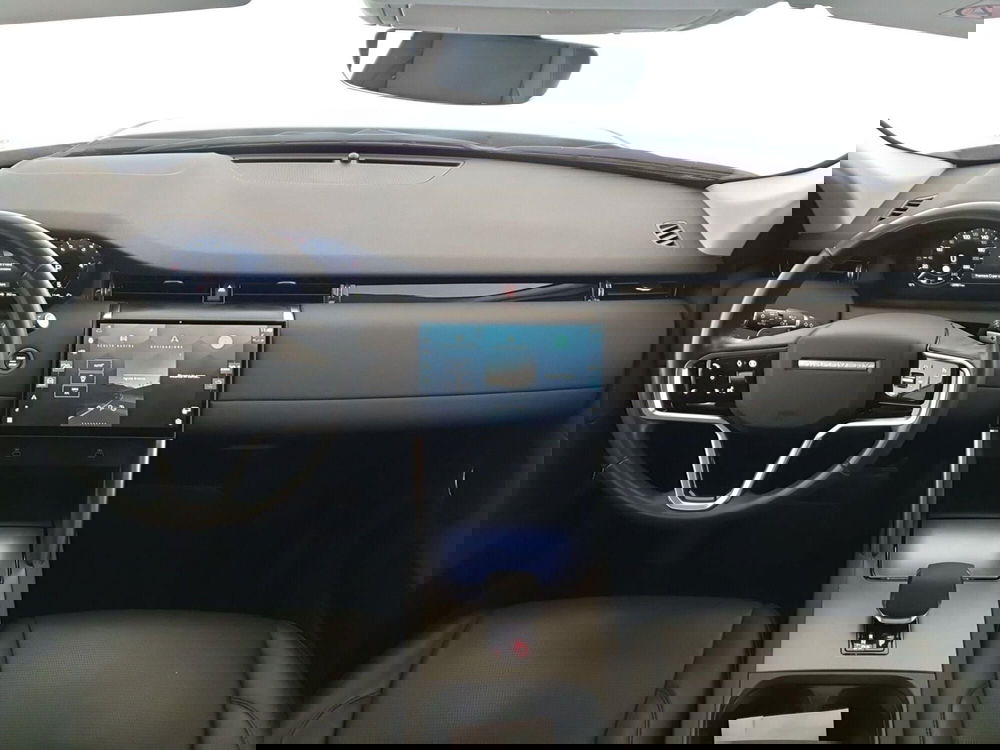 Land Rover Discovery Sport nuova a Monza e Brianza (4)