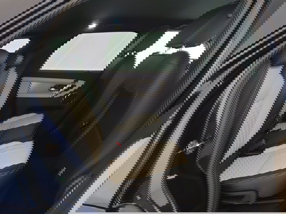 Land Rover Discovery Sport usata a Monza e Brianza (5)