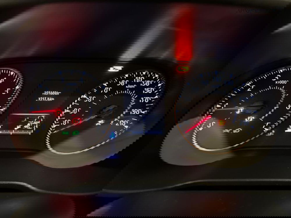 Dacia Duster usata a Verona (13)