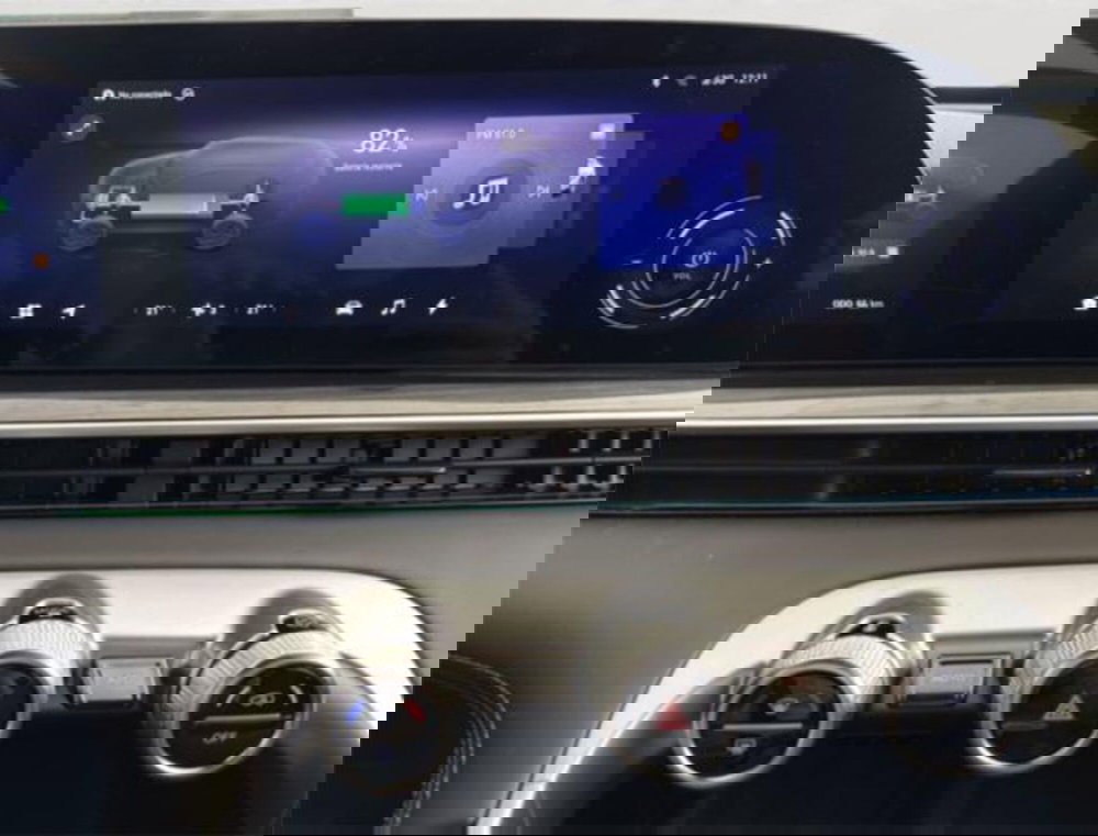 Omoda Omoda 9 SHS-P nuova a Bologna (18)