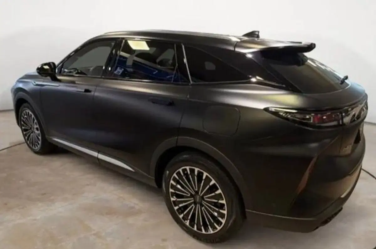 Omoda Omoda 9 SHS-P nuova a Bologna (6)
