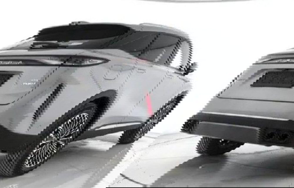 Omoda Omoda 9 SHS-P nuova a Bologna (4)