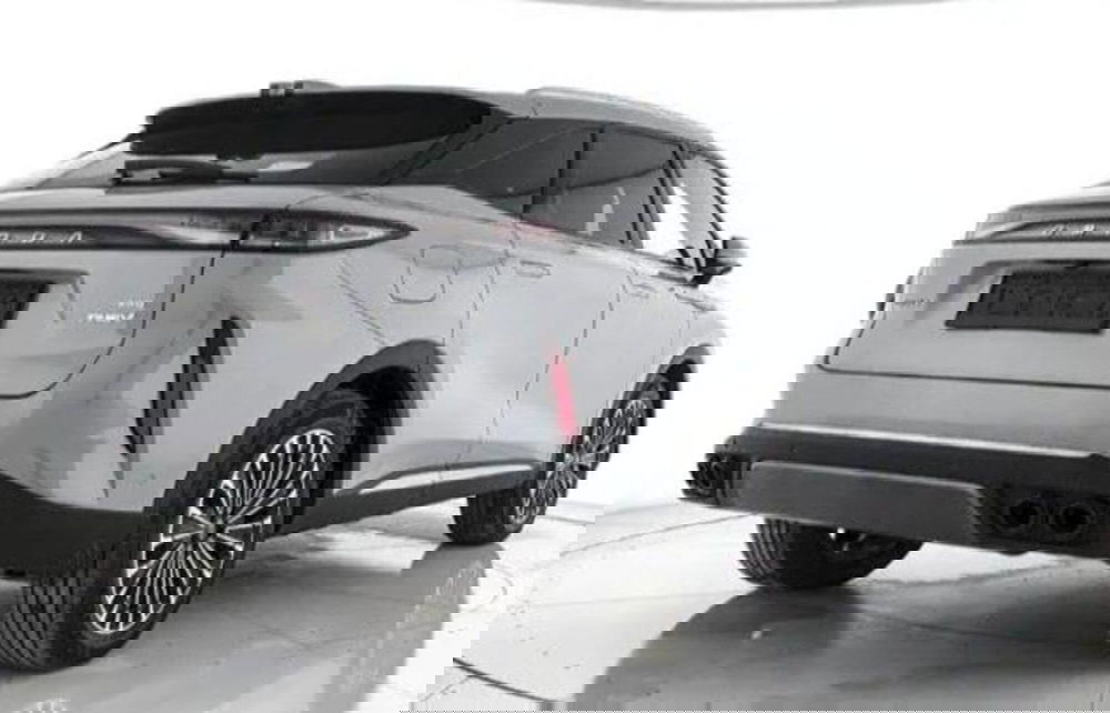 Omoda Omoda 9 SHS-P nuova a Bologna (5)