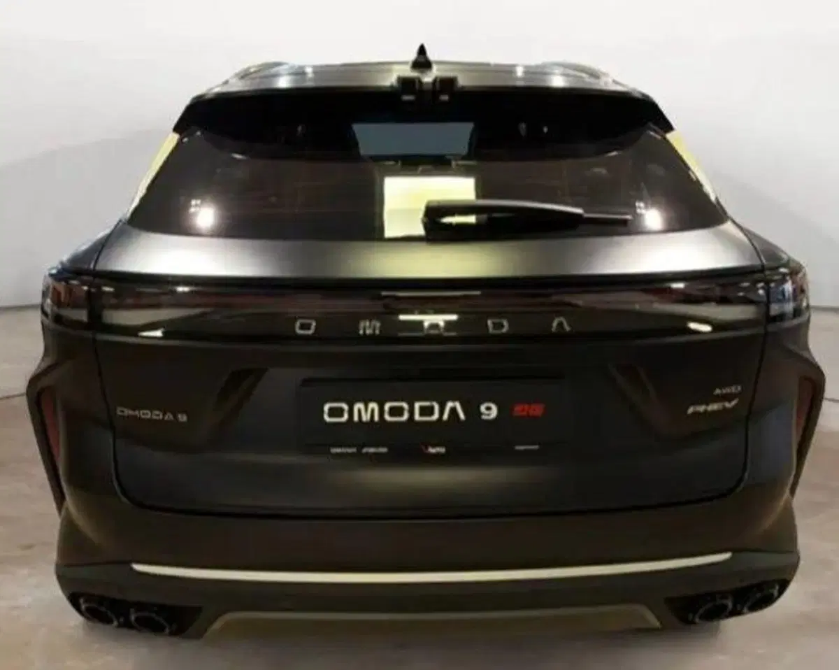 Omoda Omoda 9 SHS-P nuova a Bologna (8)