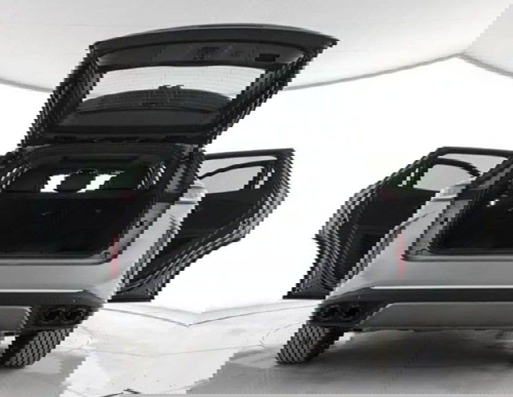 Omoda Omoda 9 SHS-P nuova a Bologna (8)