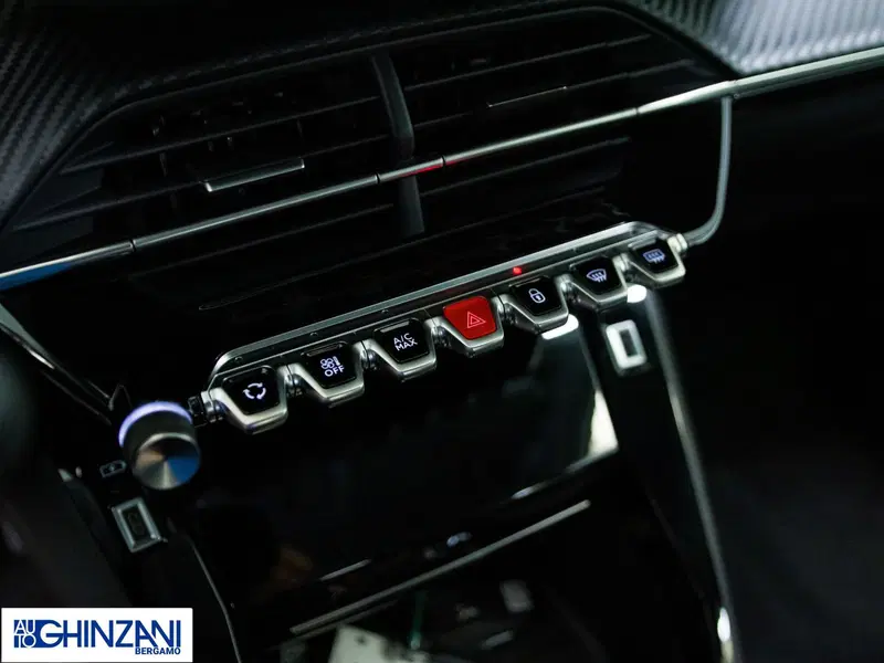 Peugeot 208 nuova a Bergamo (10)