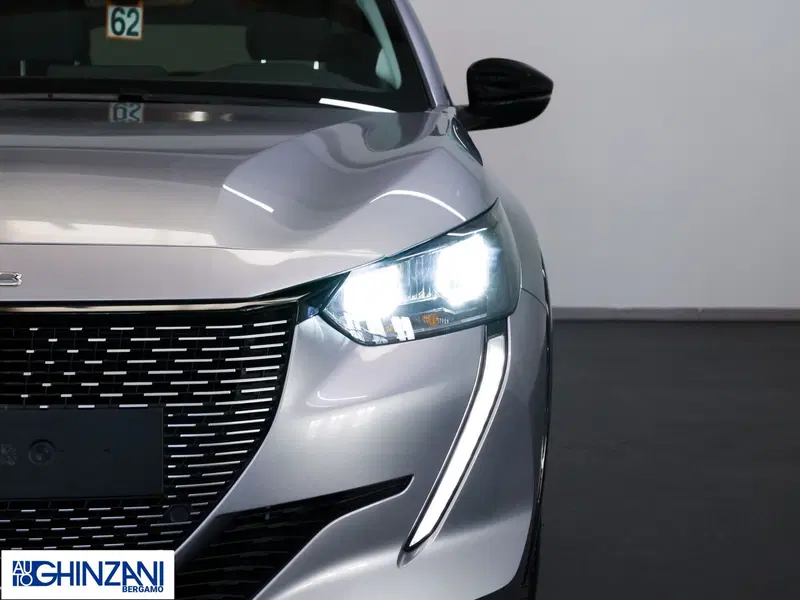 Peugeot 208 nuova a Bergamo (16)