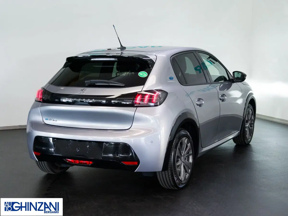 Peugeot 208 nuova a Bergamo (6)