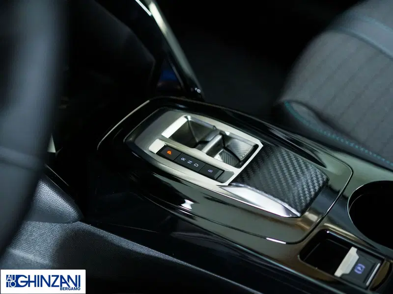 Peugeot 208 nuova a Bergamo (14)