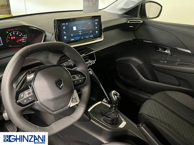 Peugeot 208 nuova a Bergamo (7)