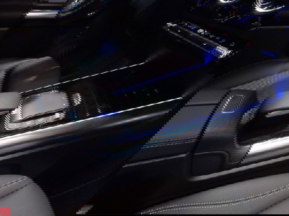 Mercedes-Benz EQA usata a Ancona (20)