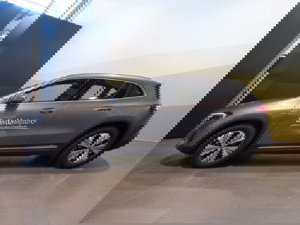 Mercedes-Benz EQA usata a Ancona (5)