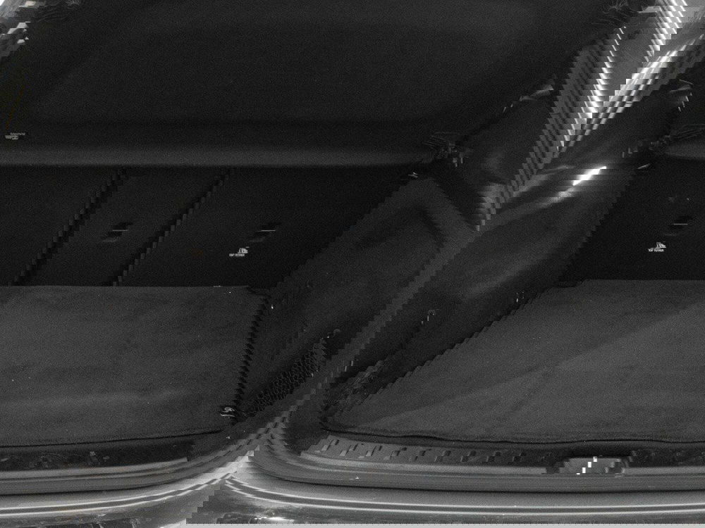 Mercedes-Benz EQA usata a Ancona (8)