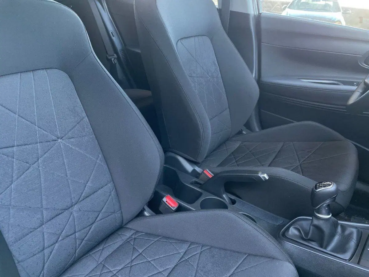 Hyundai Bayon usata a Ancona (14)