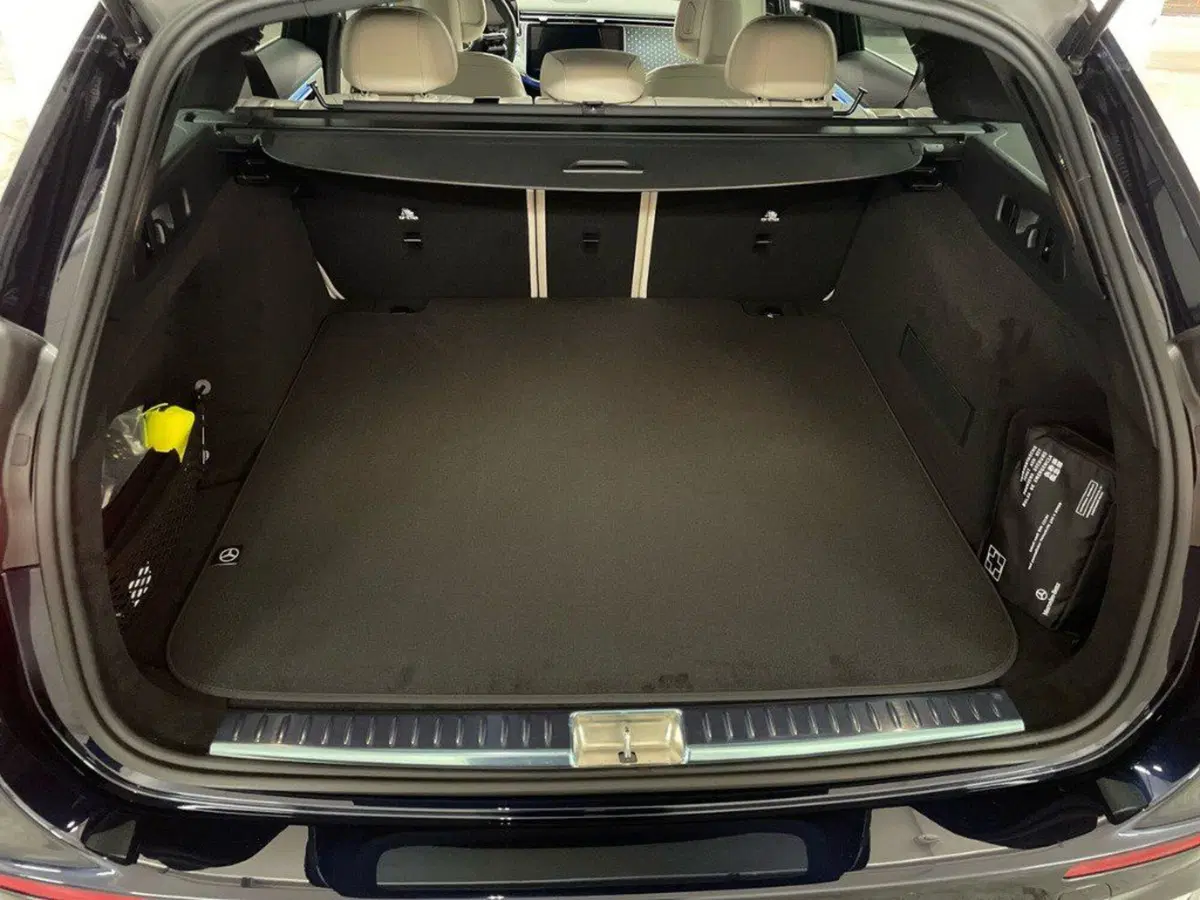 Mercedes-Benz Classe E Station Wagon nuova a Ancona (12)