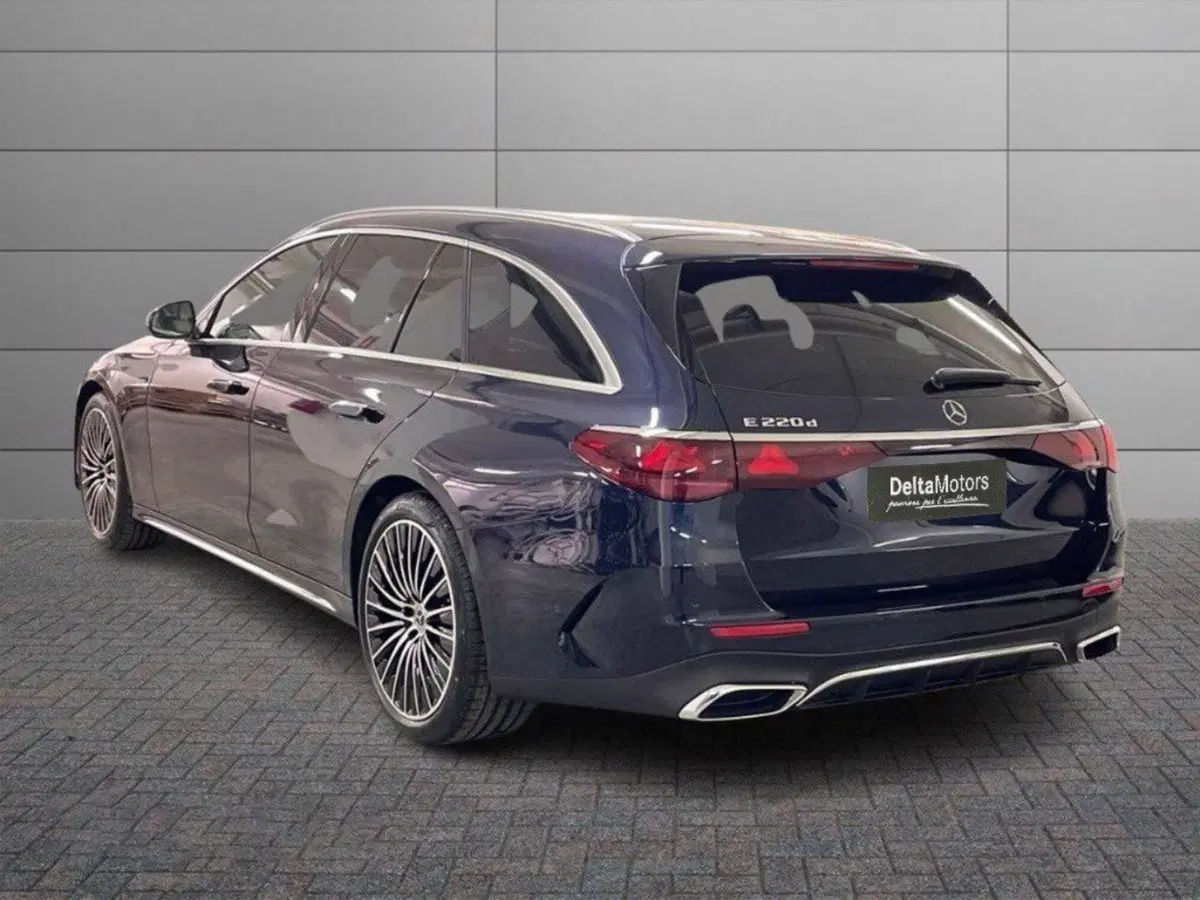 Mercedes-Benz Classe E Station Wagon nuova a Ancona (3)
