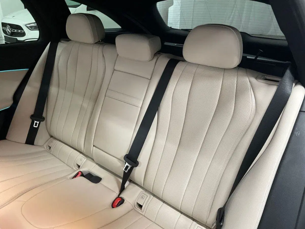 Mercedes-Benz Classe E Station Wagon nuova a Ancona (7)