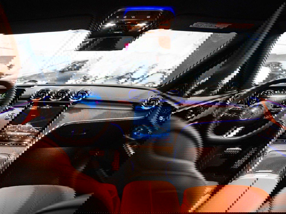 Mercedes-Benz Classe C nuova a Ancona (19)