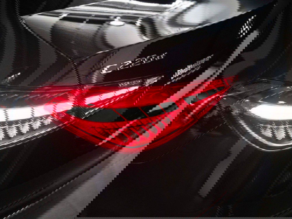 Mercedes-Benz Classe C nuova a Ancona (6)