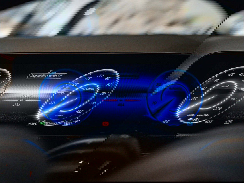 Mercedes-Benz EQA nuova a Ancona (14)
