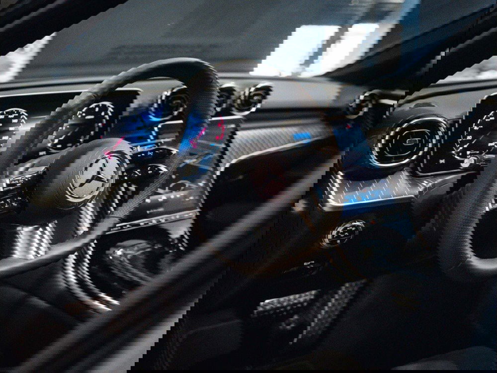 Mercedes-Benz Classe C nuova a Ancona (11)