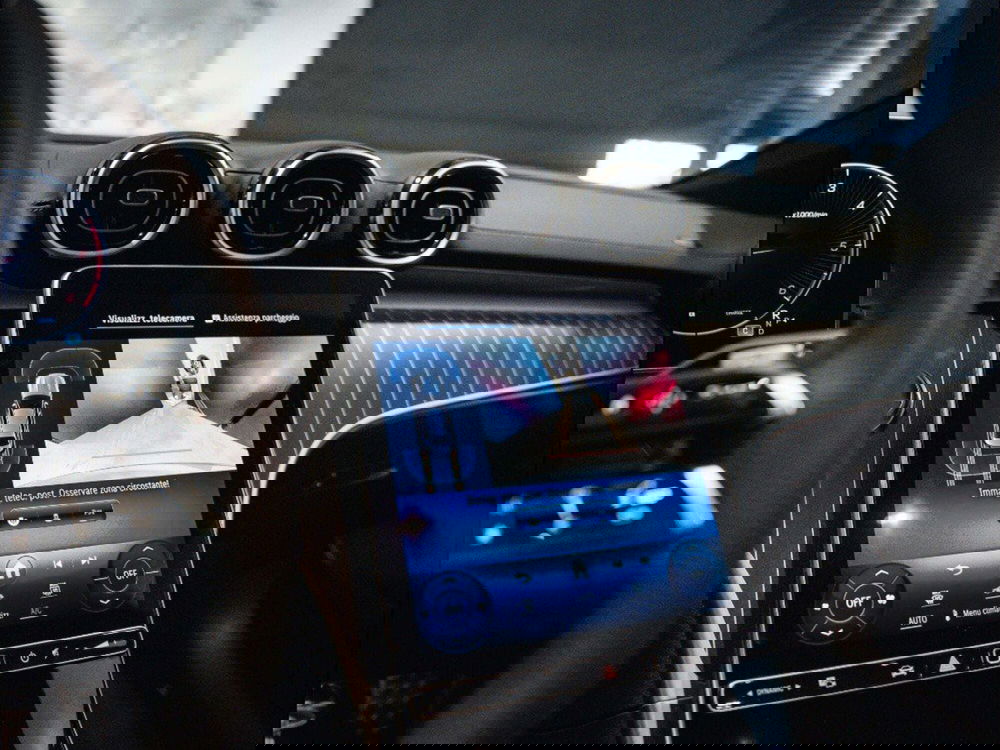 Mercedes-Benz Classe C nuova a Ancona (16)