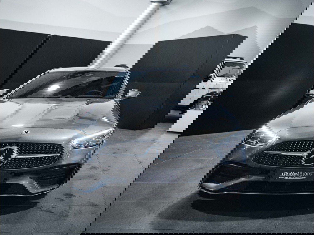 Mercedes-Benz Classe C nuova a Ancona (5)