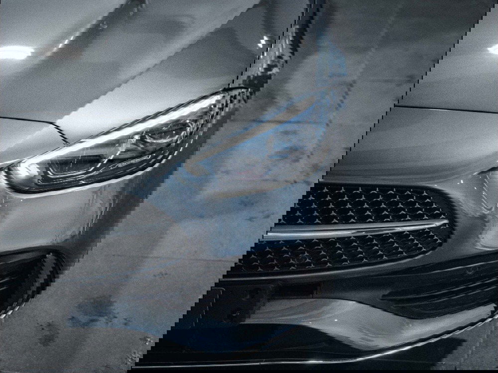 Mercedes-Benz Classe C nuova a Ancona (6)