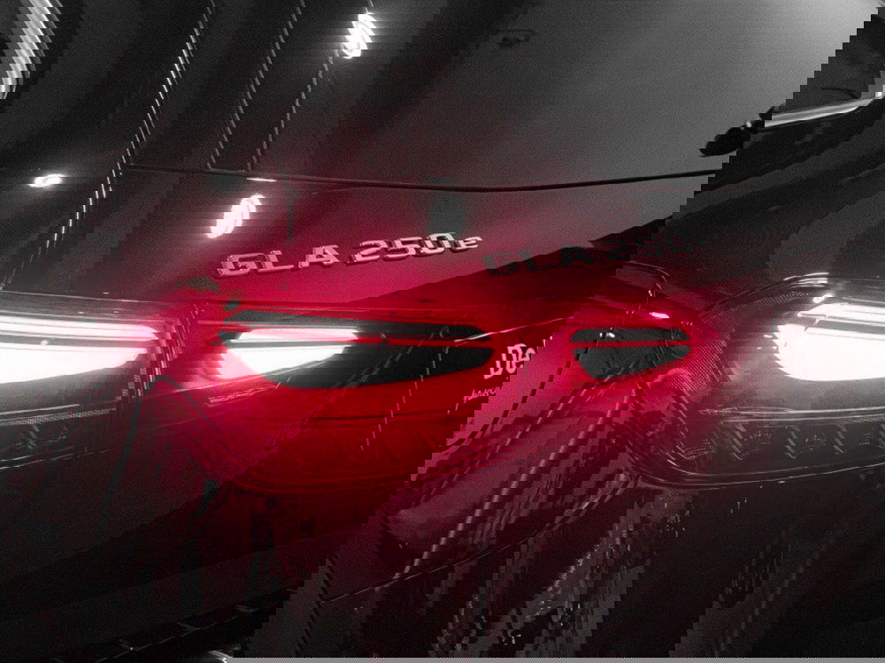 Mercedes-Benz GLA SUV nuova a Ancona (8)