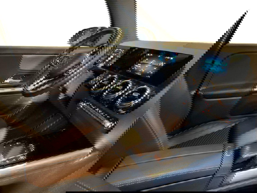 Mercedes-Benz GLA SUV usata a Ancona (12)