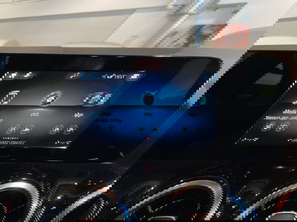 Mercedes-Benz GLA SUV usata a Ancona (15)