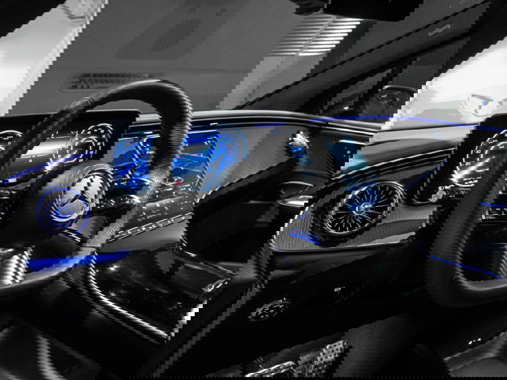 Mercedes-Benz EQE SUV nuova a Ancona (12)