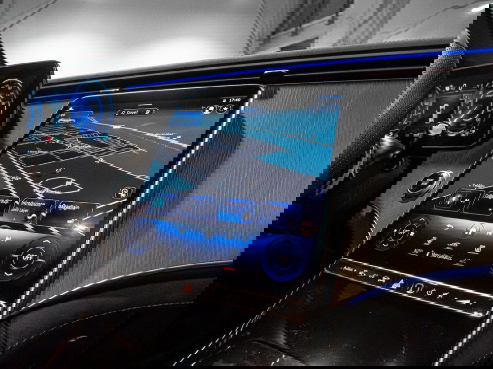 Mercedes-Benz EQE SUV nuova a Ancona (19)