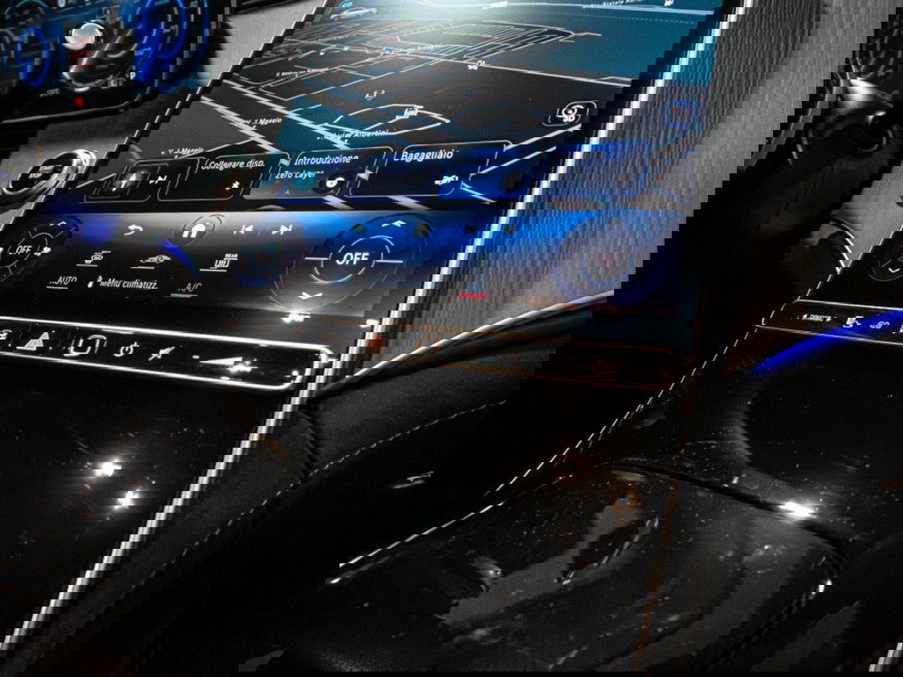 Mercedes-Benz EQE SUV nuova a Ancona (20)