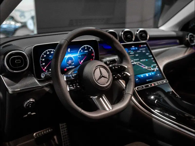 Mercedes-Benz GLC SUV nuova a Ancona (12)